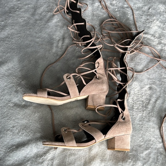 🎯Jeffrey Campbell Bryn Gladiator Sandals Taupe Size 6 - Picture 7 of 15